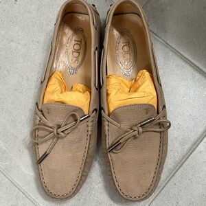 Tod’s driving shoes